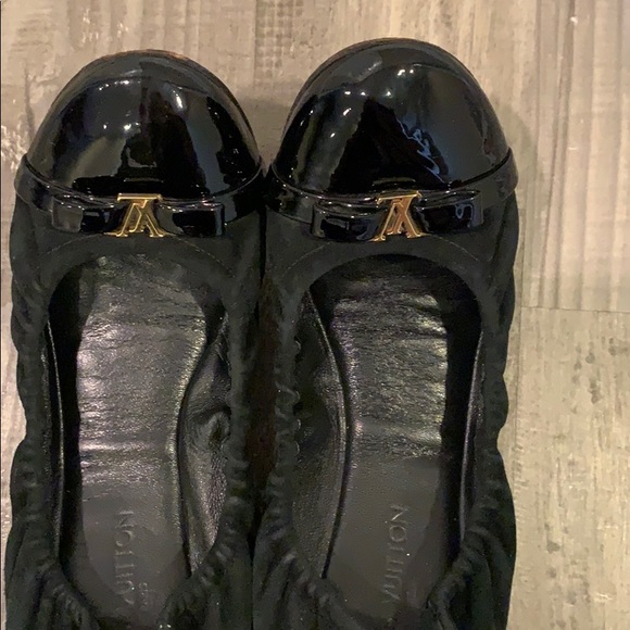 Shoes - Picture 4 of 7